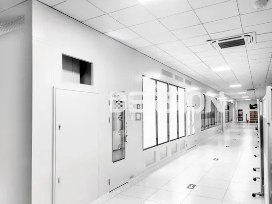 Medical Device Cleanroom Manufacturer with ISO Certification